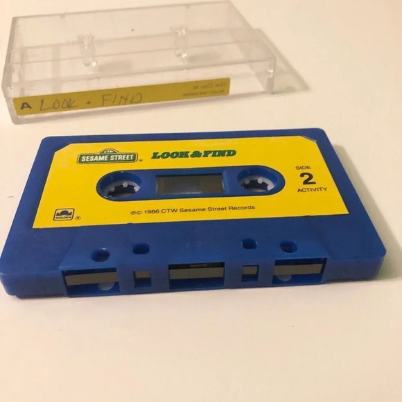 Vtg 1986 Sesame Street Look  and Find Golden Cassette Tape - Picture 6 of 7